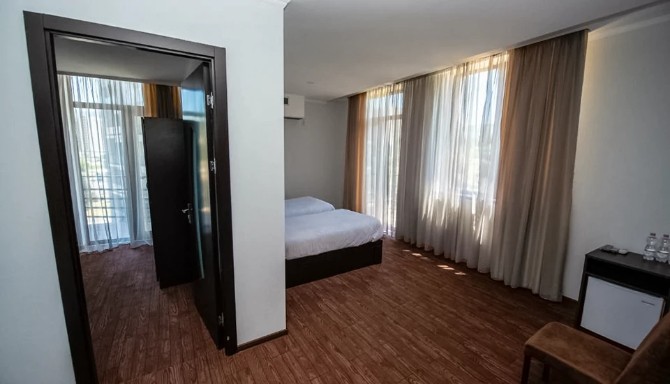 هتل شاین پالاس تفلیس